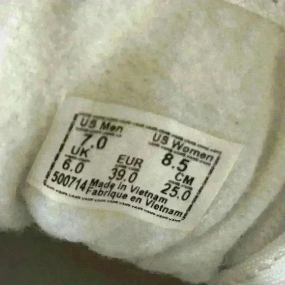 Vans Old Skool Classic Tumble Shoe - Picture 6 of 14